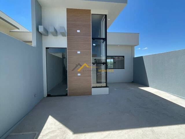 #08 - Casa para Venda em Siqueira Campos - PR
