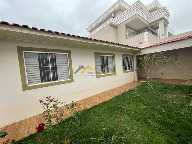 #16 - Casa para Venda em Siqueira Campos - PR