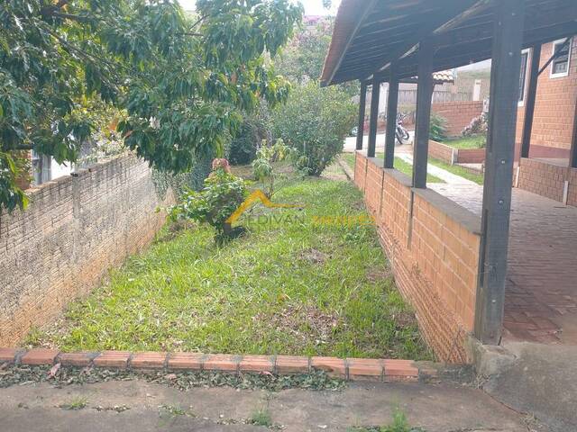 #27 - Casa para Venda em Siqueira Campos - PR