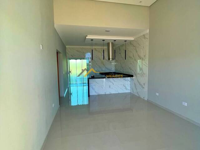 Casa para Venda em Siqueira Campos - 4